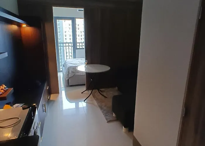Five Star Unit 4* Manila